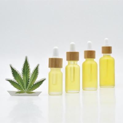 CBD Oil Products Specification 5%-30% CBD Raw Material For Improving Sleep Quality